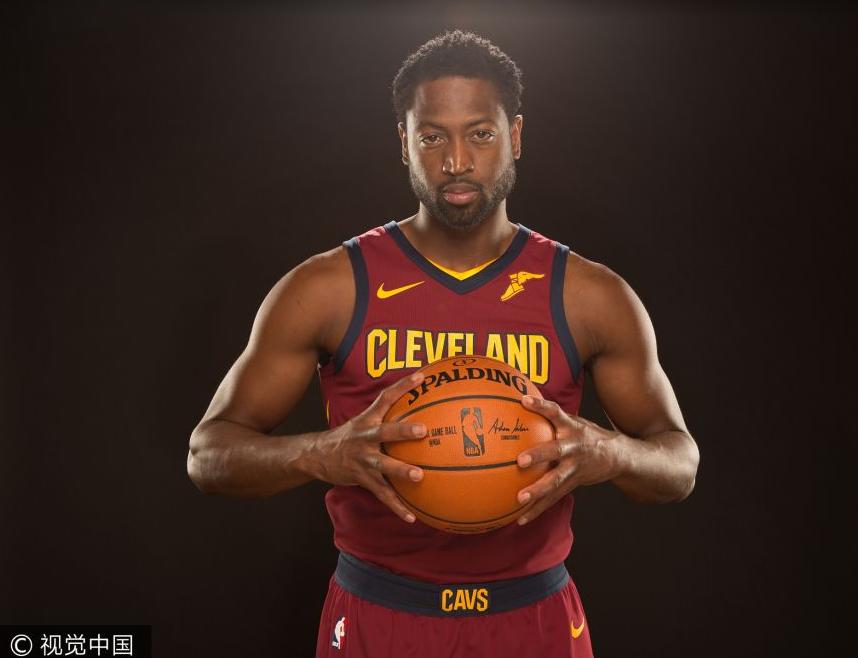 NBA精彩回放：湖人绝杀凯尔特人,（NBA经典瞬间：湖人压哨绝杀凯尔特人）